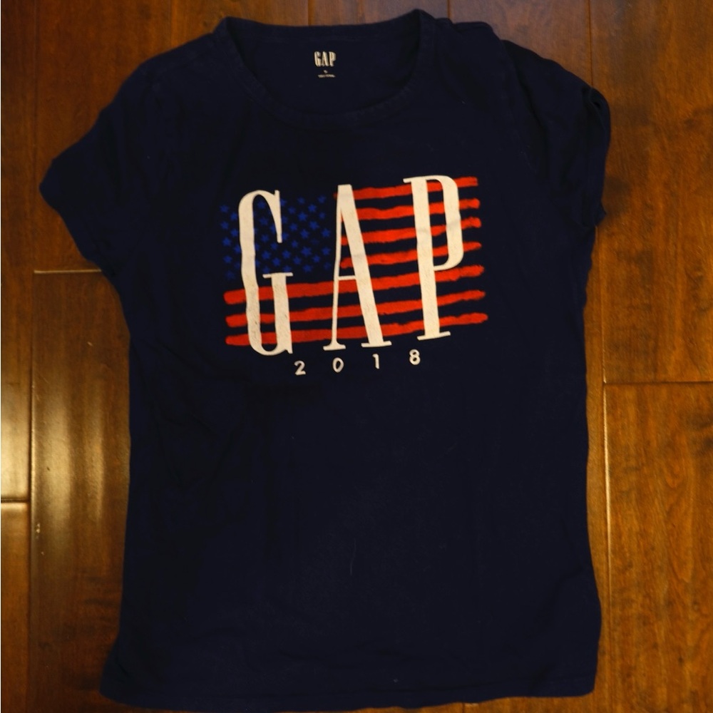 GAP Tshirt